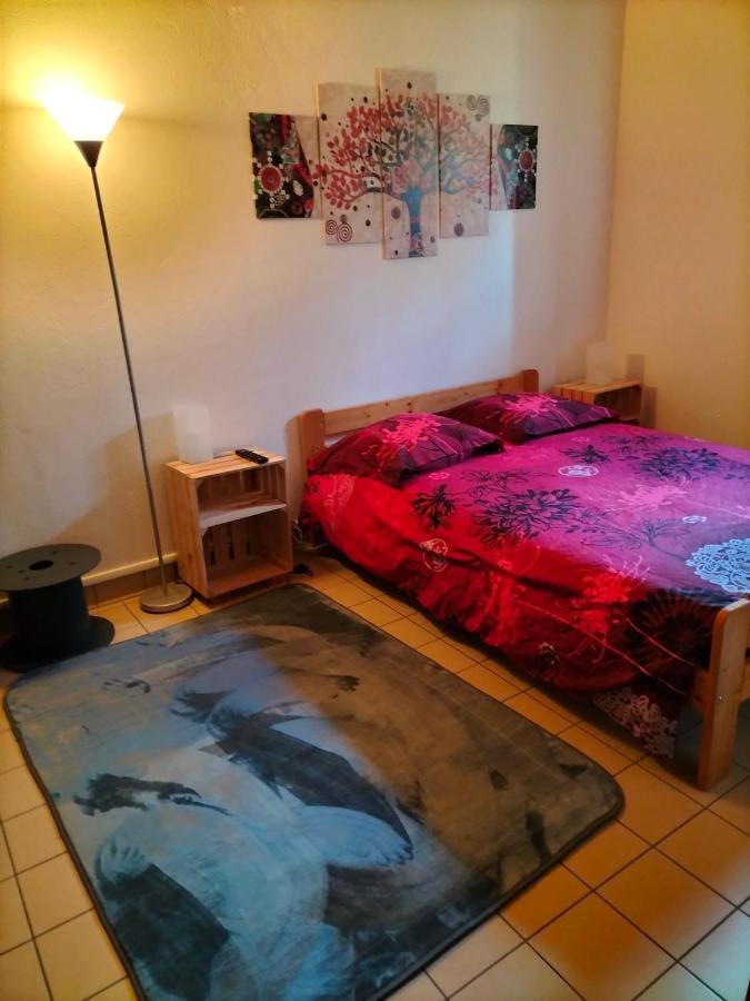 Studio Confortable Proche Des Sites Touristiques Issendolus Dış mekan fotoğraf